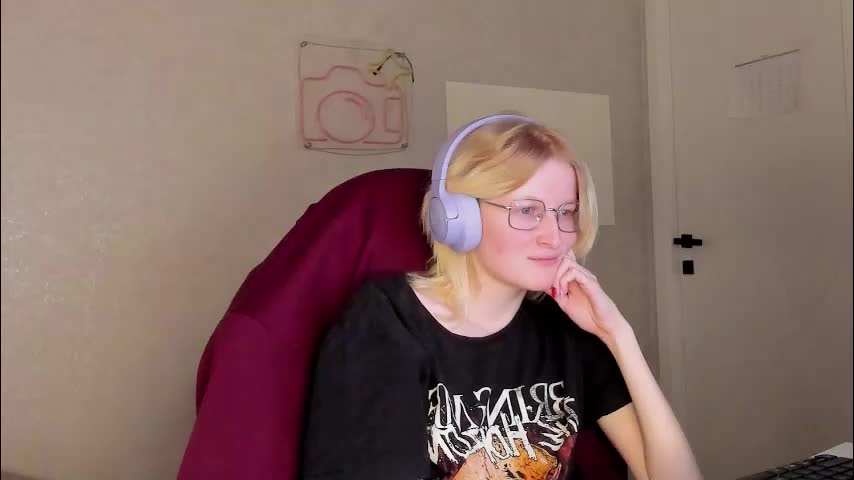 elizabeth_harpper Cam Model Chat November 10, 2025