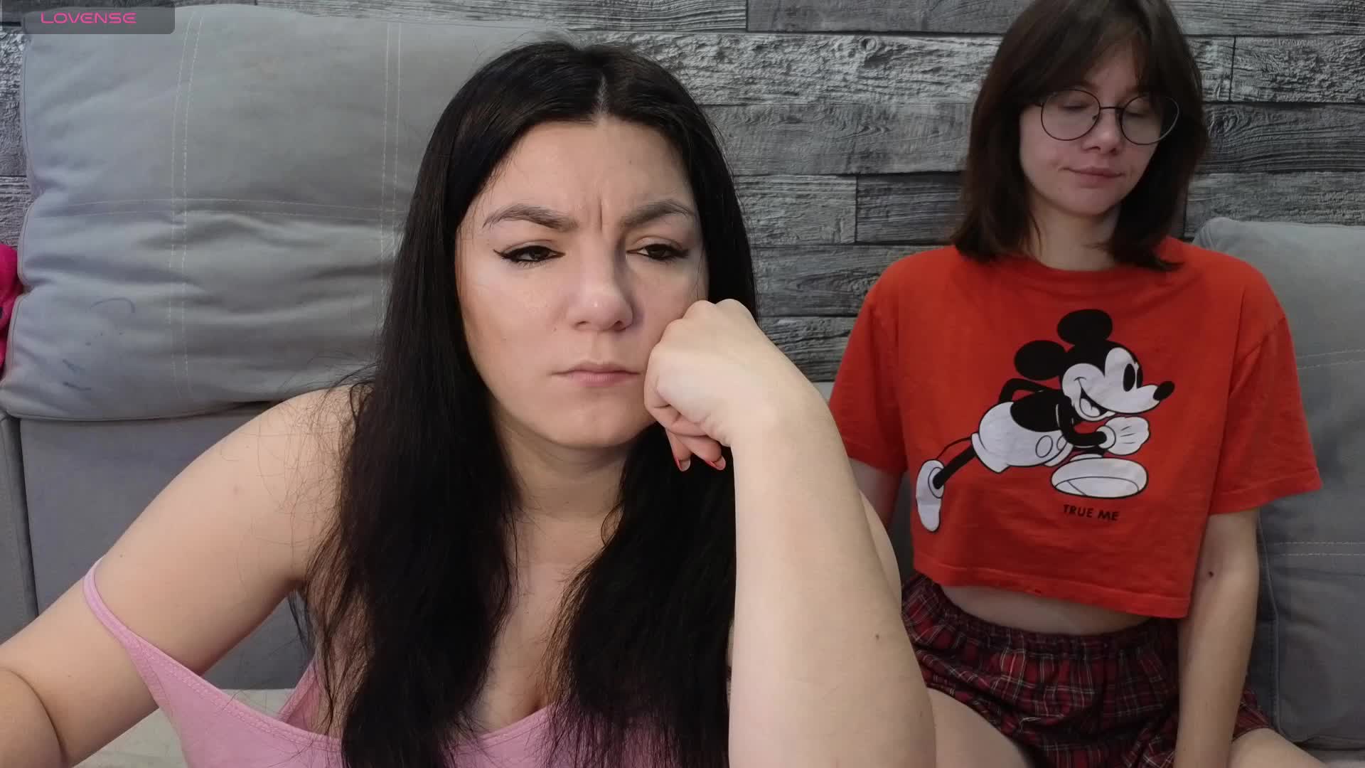 sosgirl1994 Cam Model Chat November 10, 2025