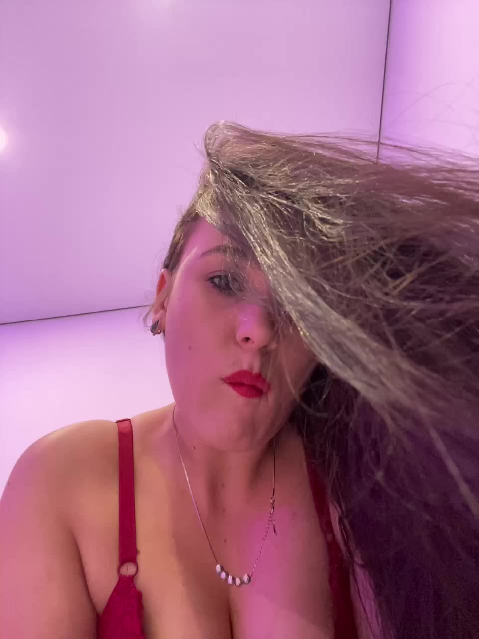 Potifays Cam Model Chat November 10, 2025