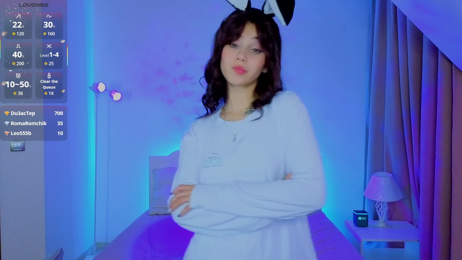 CoralineJones Cam Model Chat November 10, 2025