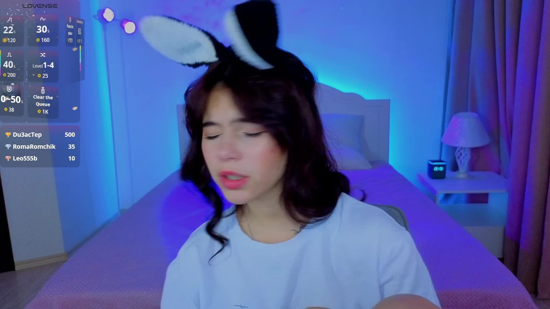 CoralineJones Cam Model Chat November 10, 2025