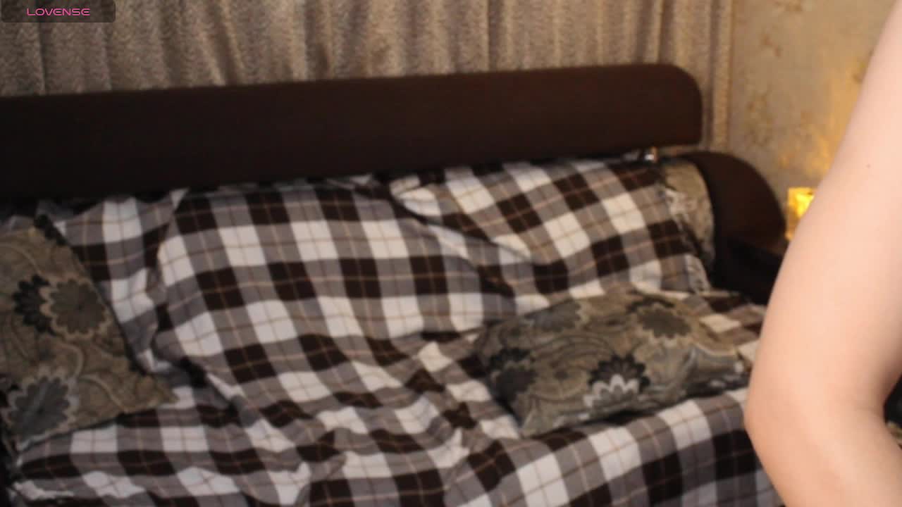 _Sunshine_girls Cam Model Chat November 10, 2025