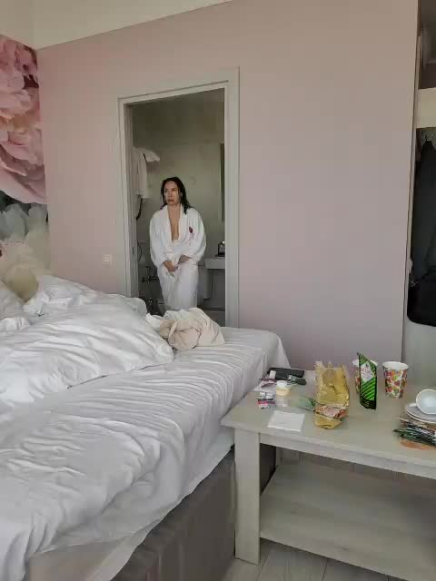 Alex80-201 Cam Model Chat November 10, 2025