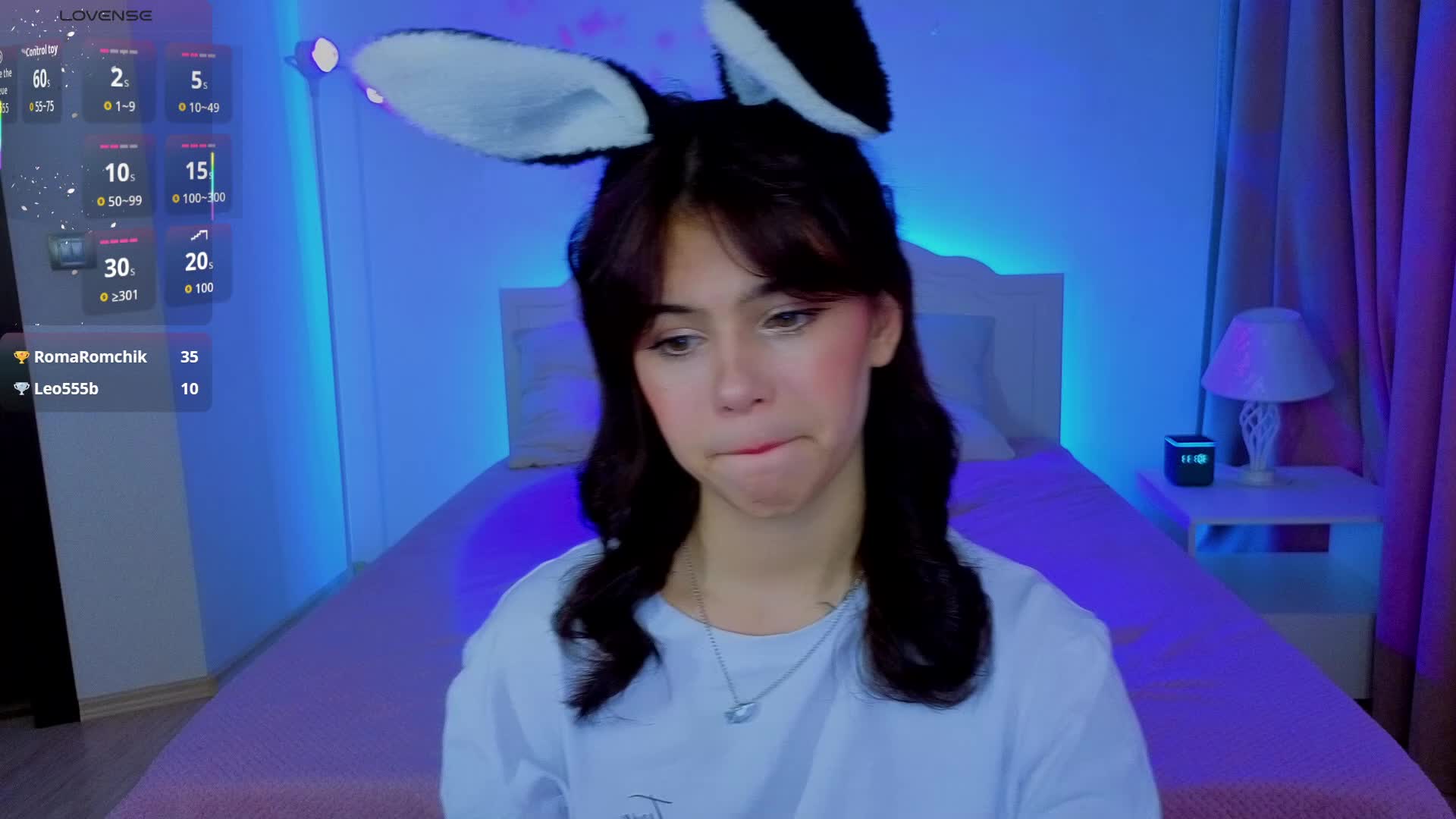 CoralineJones Cam Model Chat November 10, 2025