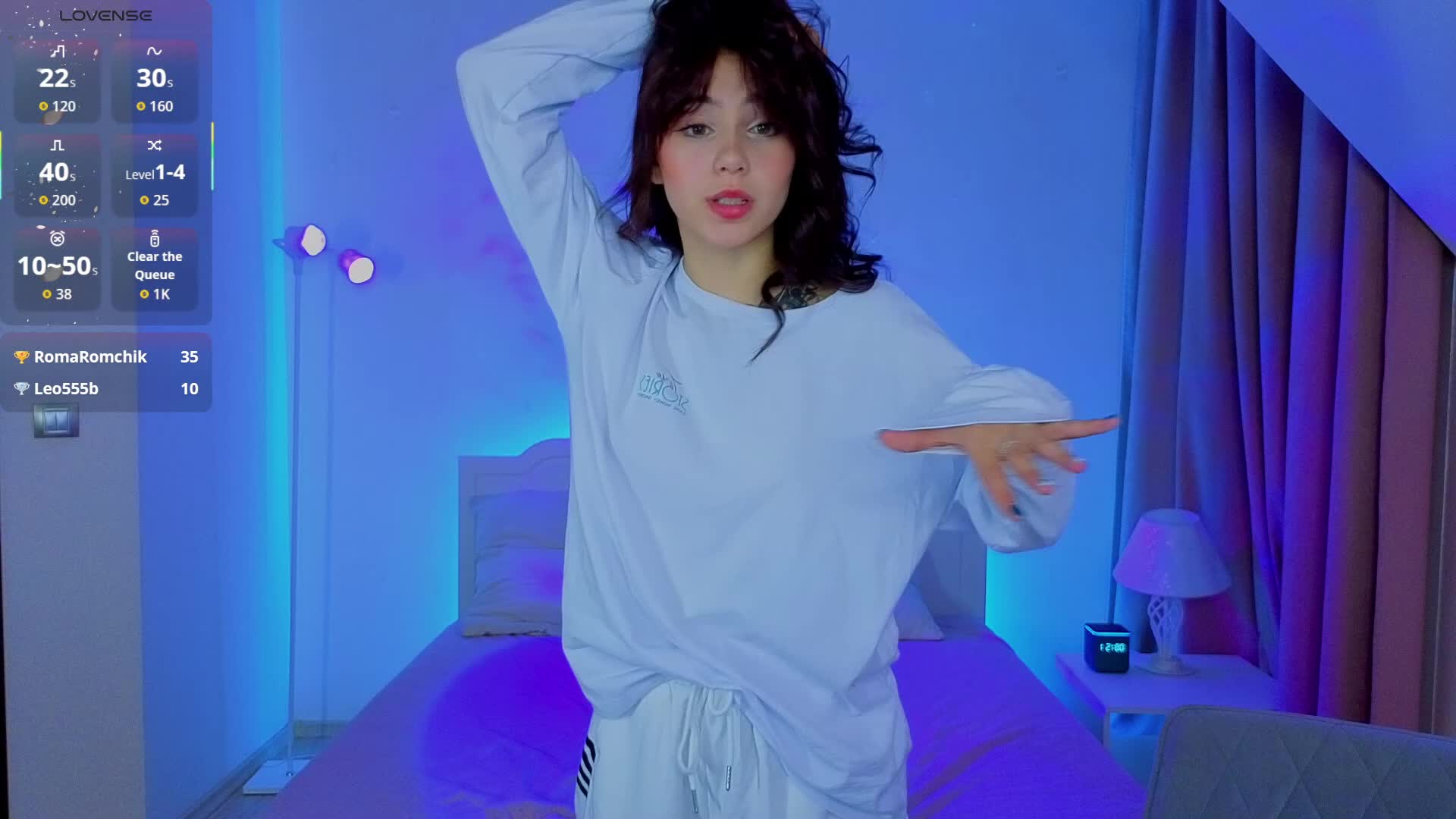 CoralineJones Cam Model Chat November 10, 2025