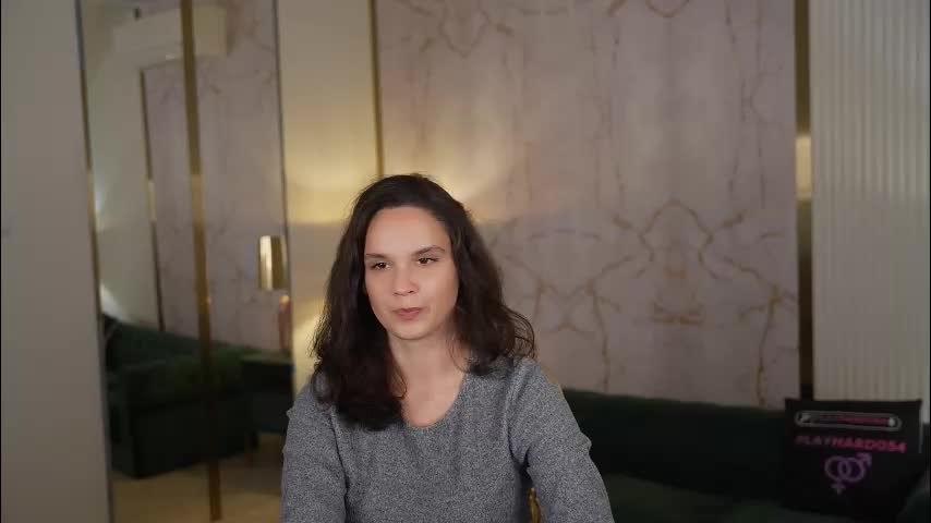 bright_diamonds_054 Cam Model Chat November 10, 2025