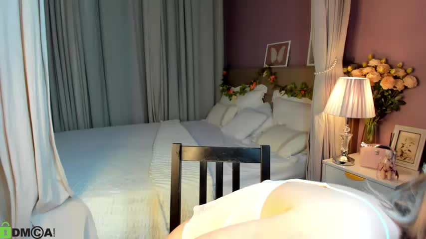 Nikki_Kai Cam Model Chat November 10, 2025