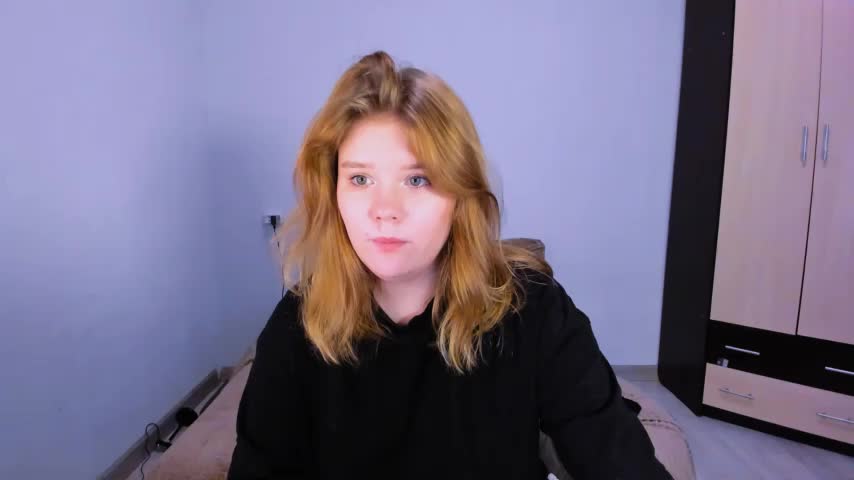 LaseyMoon Cam Model Chat November 10, 2025