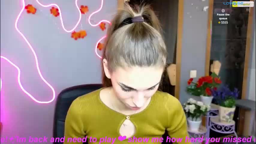 emmygreans Cam Model Chat November 11, 2025