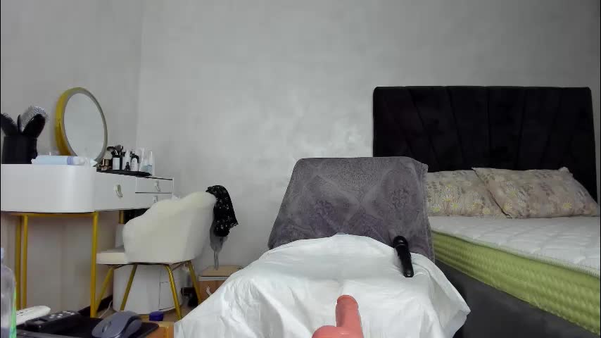 wowsquirt Cam Model Chat November 11, 2025