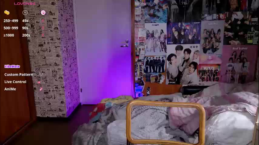 lucyrose33 Cam Model Chat November 11, 2025