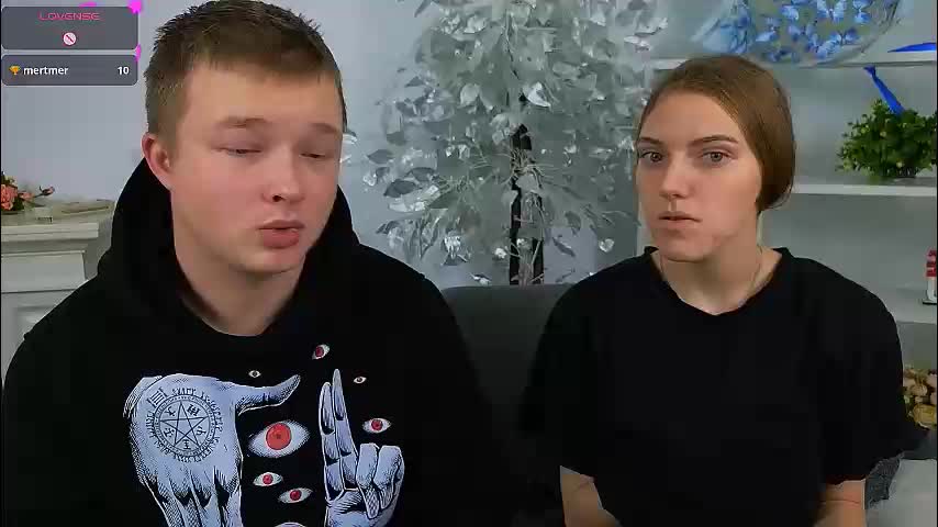 ollistiw Cam Model Chat November 11, 2025