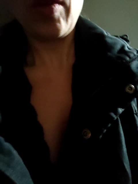 WILD-love-WILD Cam Model Chat November 11, 2025