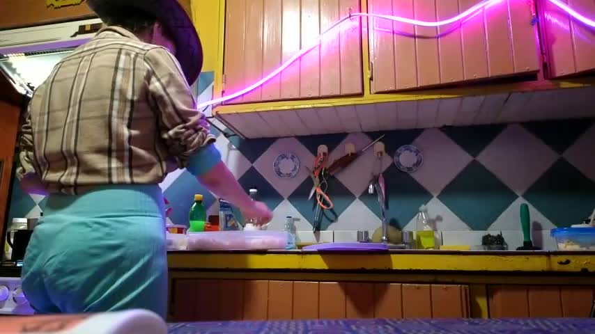 Jony_Marta Cam Model Chat November 11, 2025