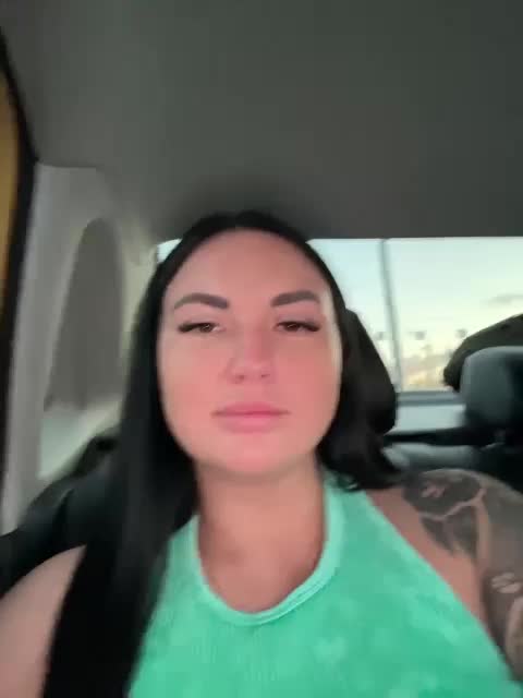 KROSHKA_N Cam Model Chat November 11, 2025