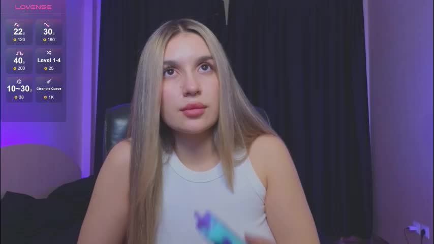 roxychilli Cam Model Chat November 11, 2025