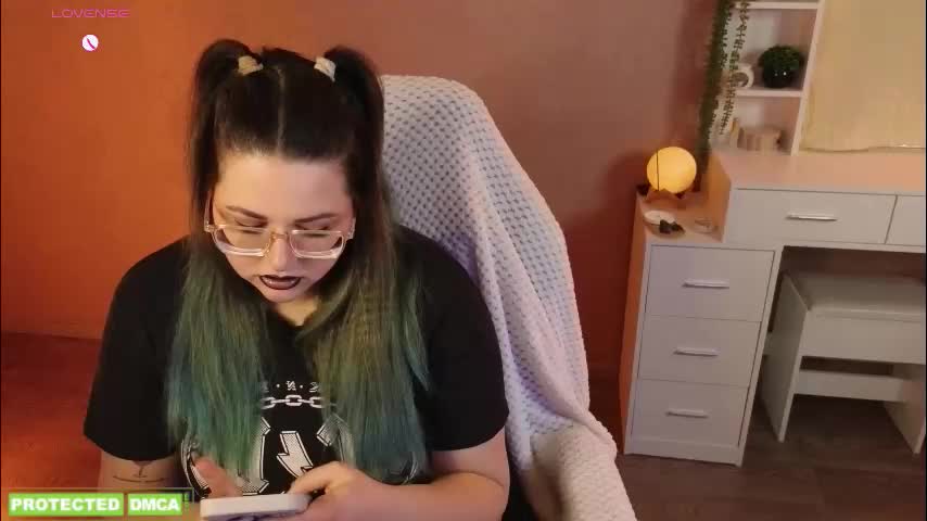 sunflower0907 Cam Model Chat November 11, 2025