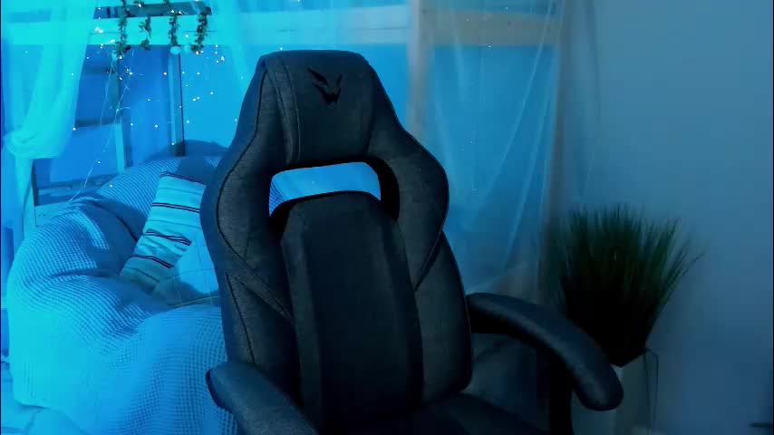 asheluck Cam Model Chat November 11, 2025