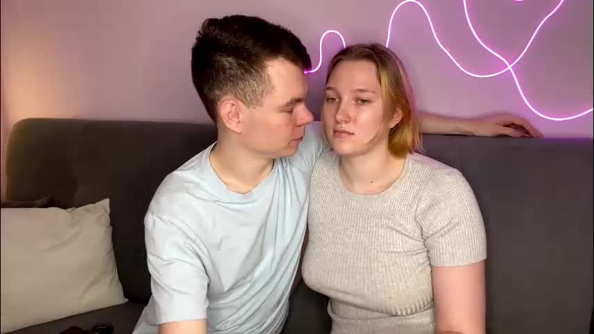 julielourens Cam Model Chat November 11, 2025