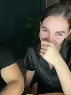 SladenkieVmeste Cam Model Chat November 11, 2025