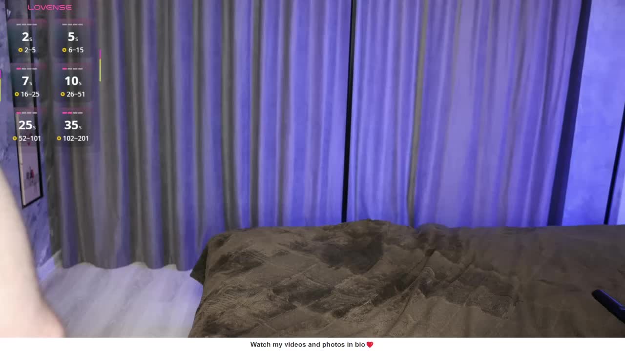 sweet-couple777 Cam Model Chat November 11, 2025