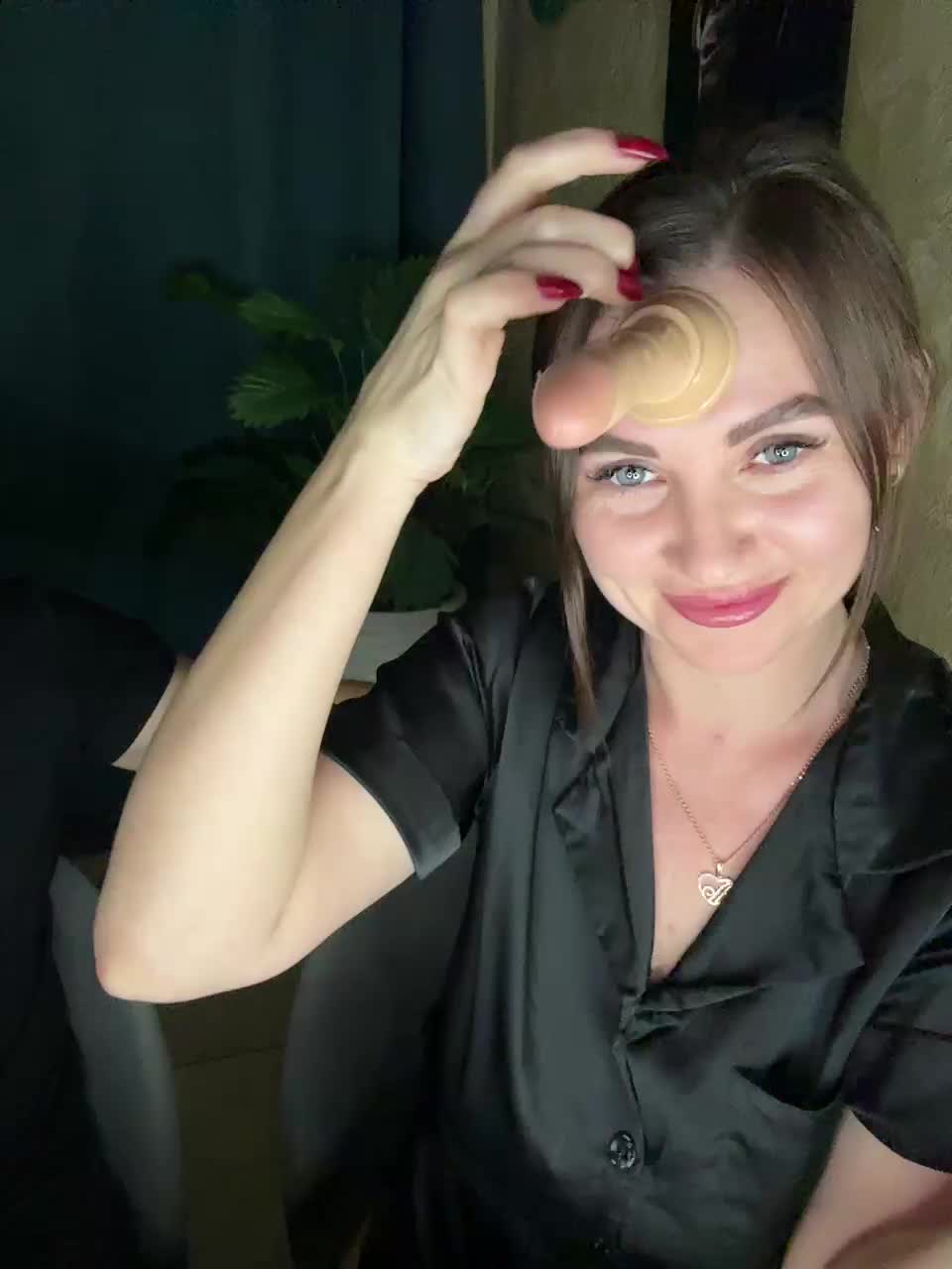 SladenkieVmeste Cam Model Chat November 11, 2025