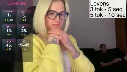 Sexy-Sweets Cam Model Chat November 11, 2025