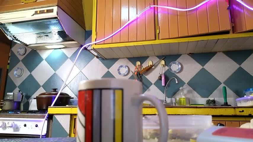 Jony_Marta Cam Model Chat November 11, 2025