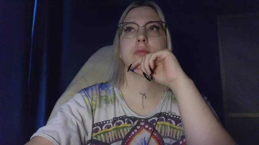 HotBrandyX Cam Model Chat November 11, 2025