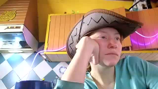 Jony_Marta Cam Model Chat November 11, 2025