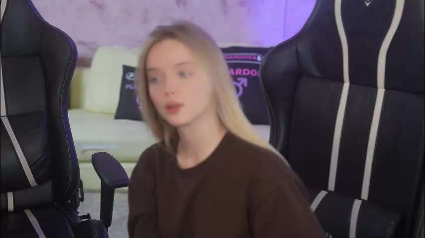 bright_diamonds_054 Cam Model Chat November 11, 2025