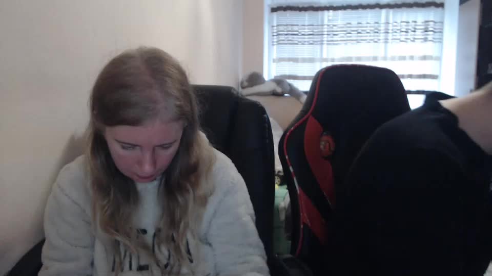 jenisandpeter Cam Model Chat November 11, 2025