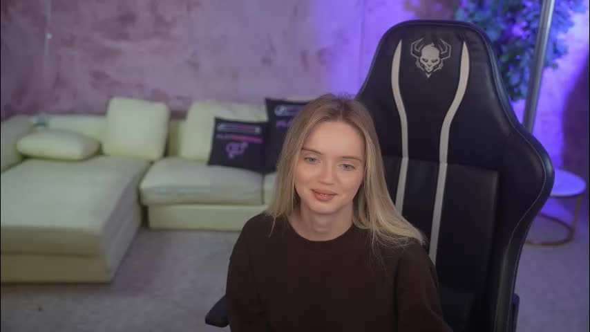 bright_diamonds_054 Cam Model Chat November 11, 2025