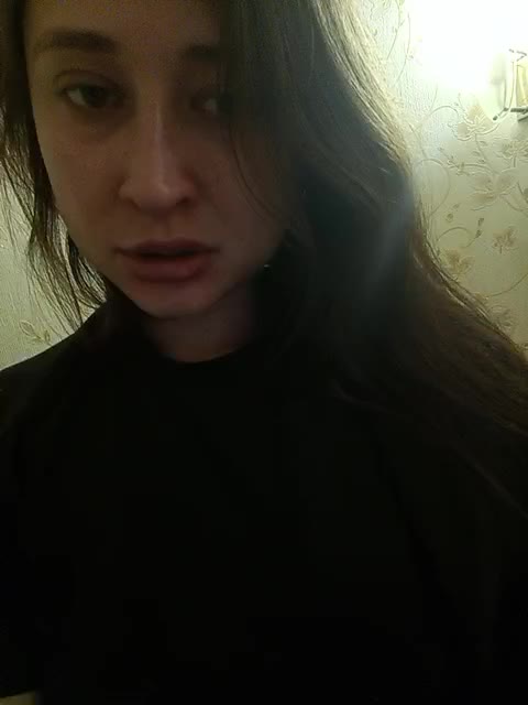 Lovi_Moment Cam Model Chat November 11, 2025