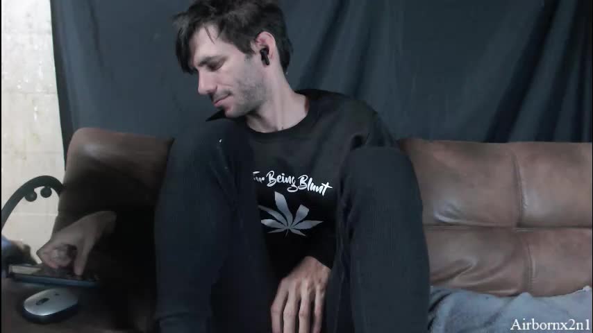 airbornx2n1 Cam Model Chat November 12, 2025