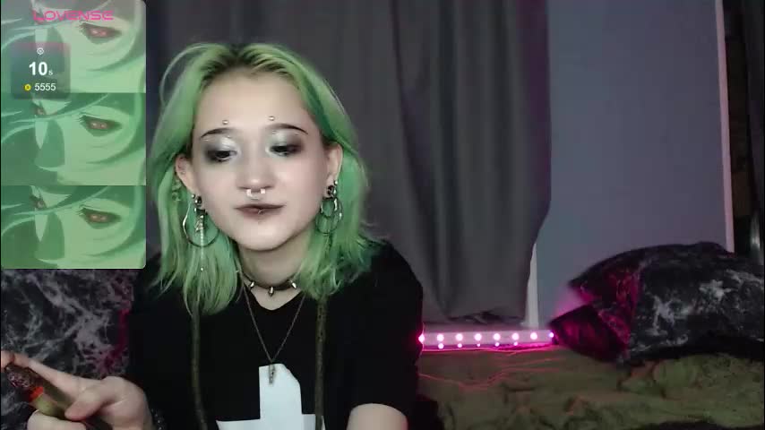 milten_trish Cam Model Chat November 12, 2025