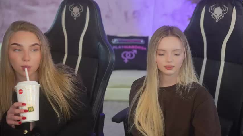 bright_diamonds_054 Cam Model Chat November 12, 2025