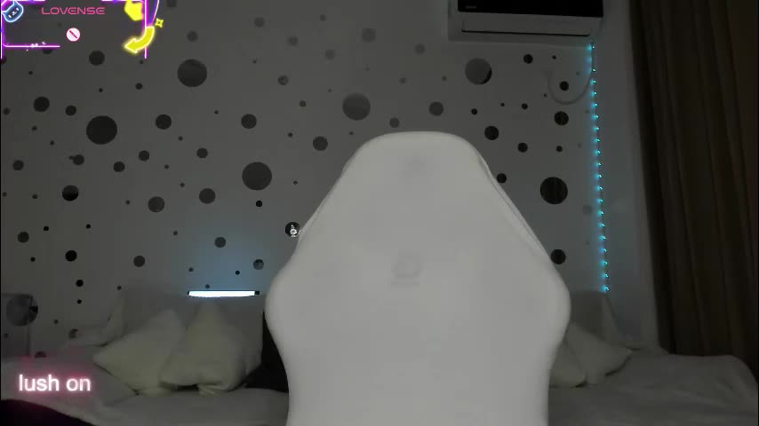 mira_fantasy Cam Model Chat November 12, 2025