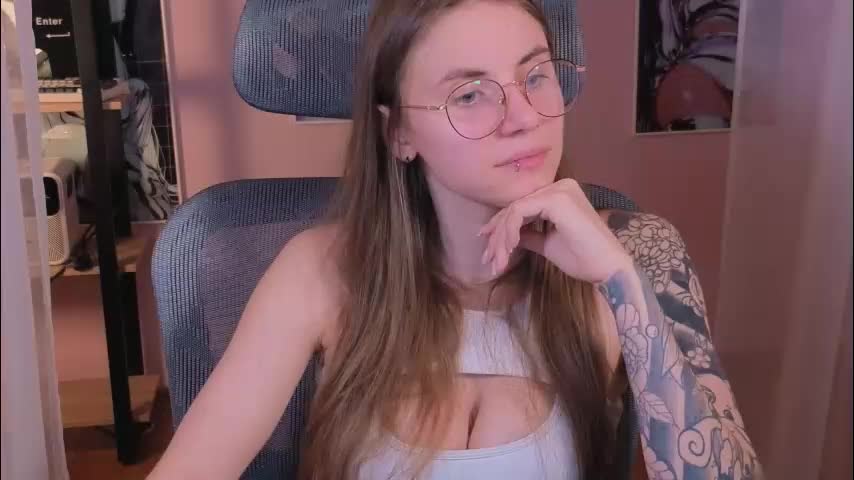 _lovelylove_ Cam Model Chat November 13, 2025