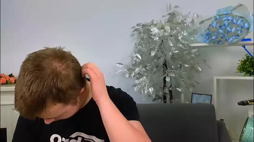 ollistiw Cam Model Chat November 13, 2025