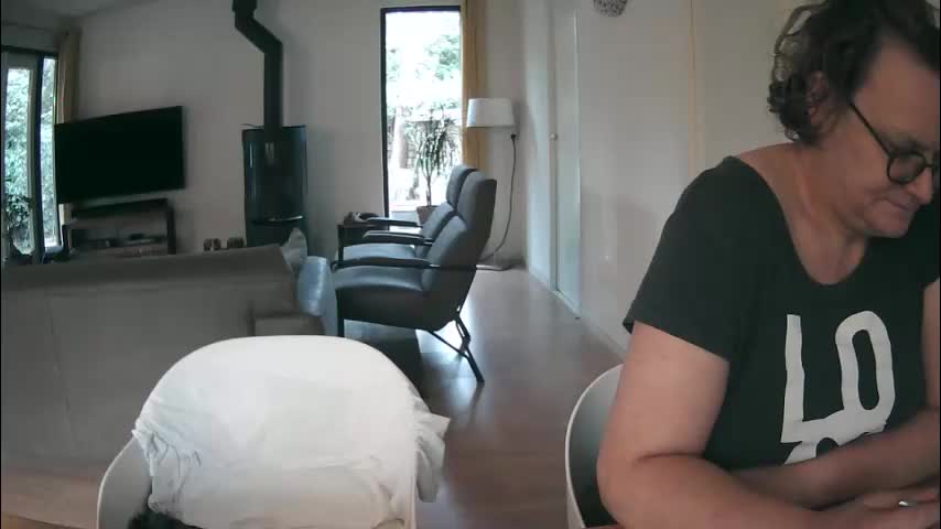 woodwurm Cam Model Chat November 13, 2025