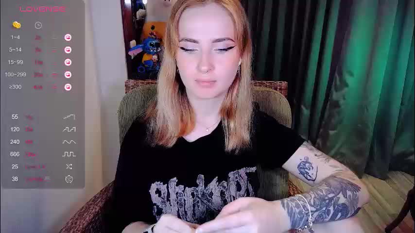 shyfoxxxy Cam Model Chat November 13, 2025