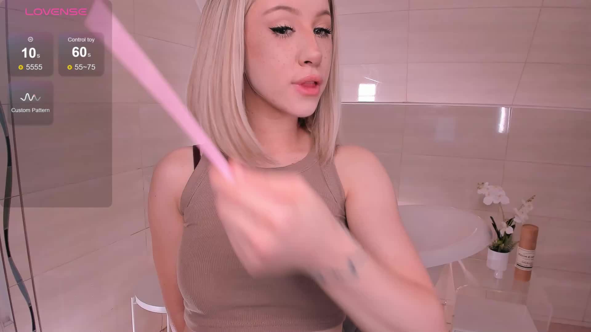 Necucubi Cam Model Chat November 13, 2025