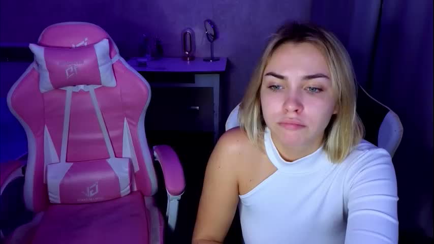 stefany_and_bettany Cam Model Chat November 14, 2025