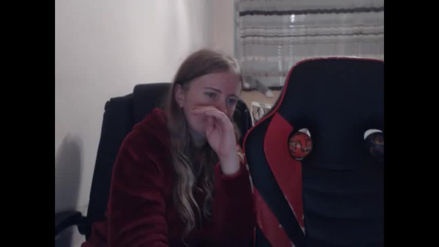 jenisandpeter Cam Model Chat November 14, 2025