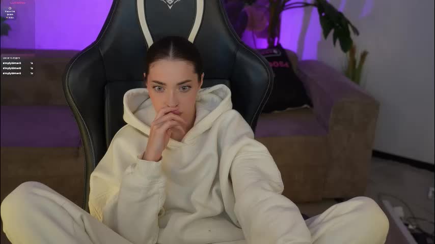 kira0541 Cam Model Chat November 14, 2025