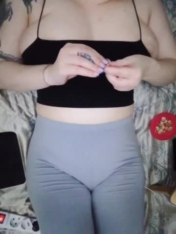 -Tiffany- Cam Model Chat November 14, 2025