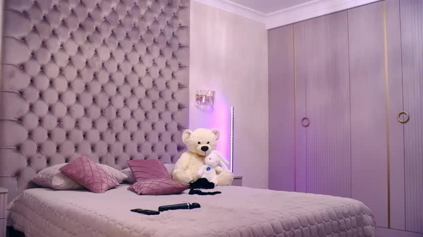 TianaPosh Cam Model Chat November 14, 2025