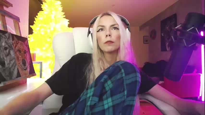 tinykylie Cam Model Chat November 14, 2025