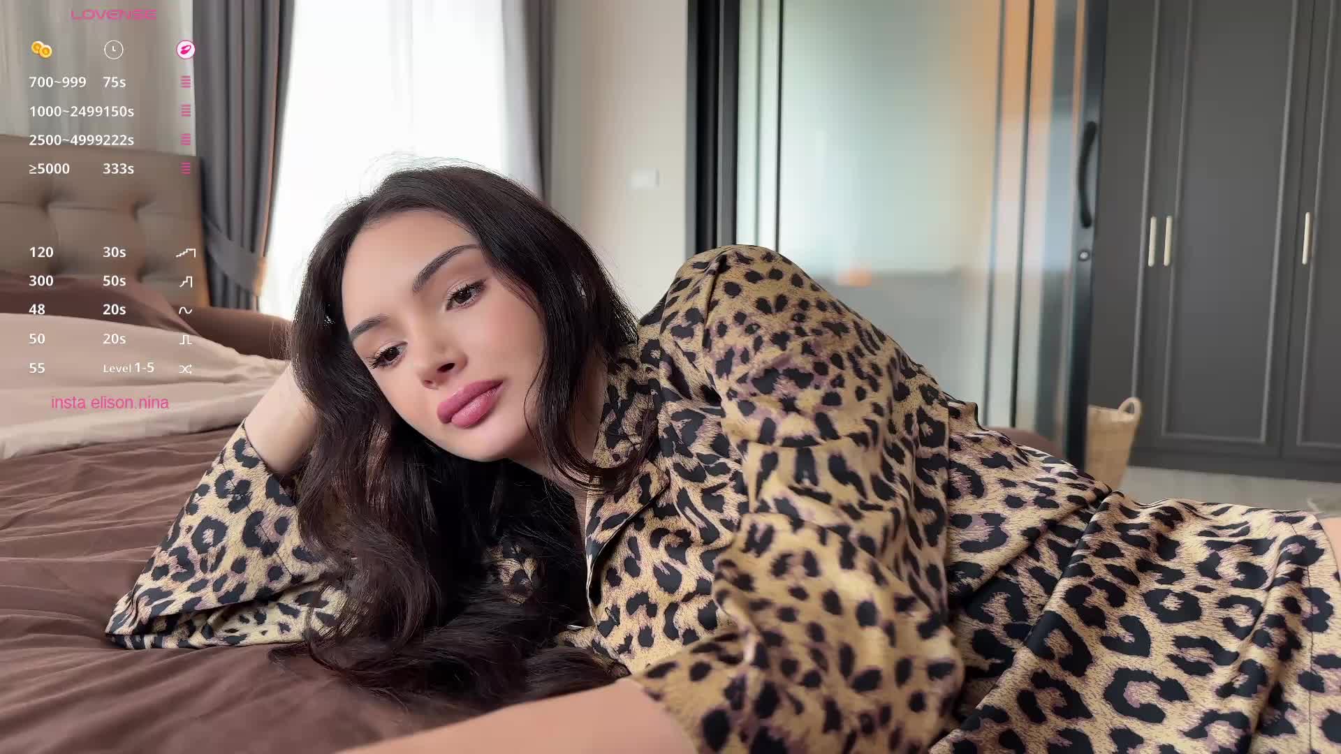 elisonni Cam Model Chat November 14, 2025